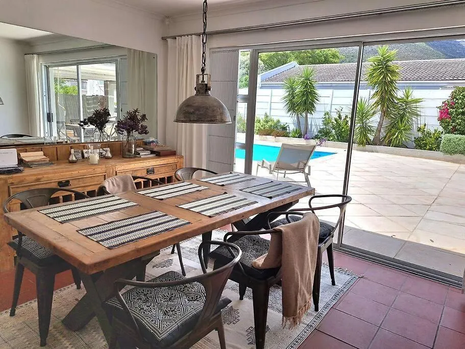 Hb Beach House Cape Town Holiday home